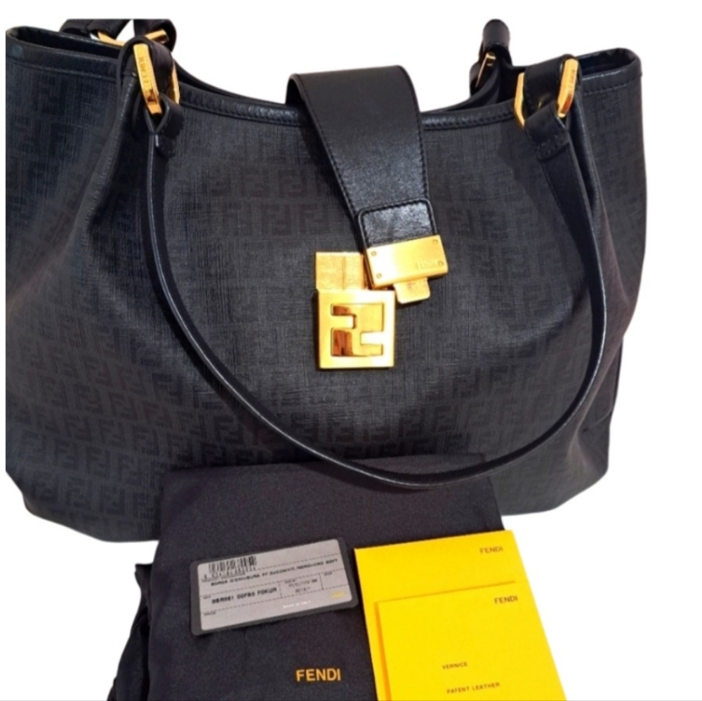 ✅️SOLD✅️ FENDI Black Gold Zucchino Chiusura Tote Shoulder Bag AUTHENTIC - Picture 4 of 14